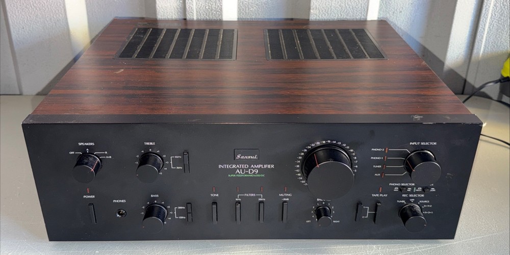 Sansui AU D9 Amplifier - Exactly As Pictured