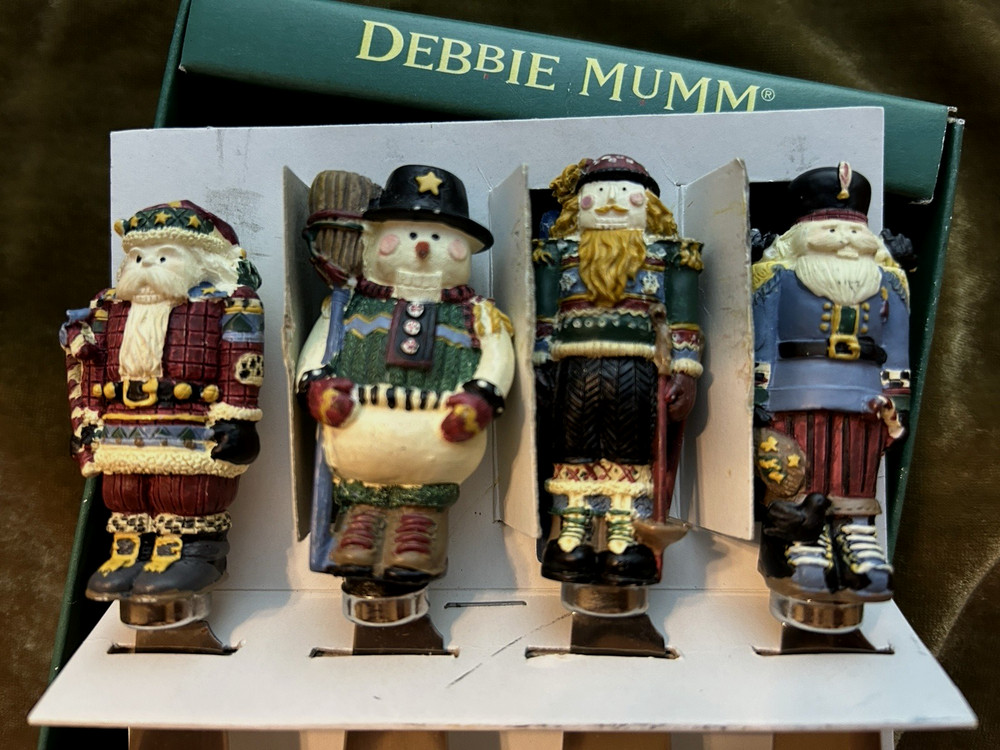 Debbie Mumm / Boston Warehouse ~ Set of 4 Assorted Nutcracker Spreaders ~ EUC