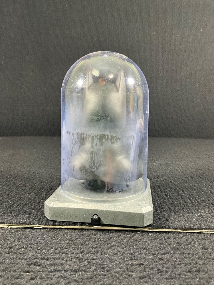 MINI LIGHT EYES BATMAN COWL IN DOME