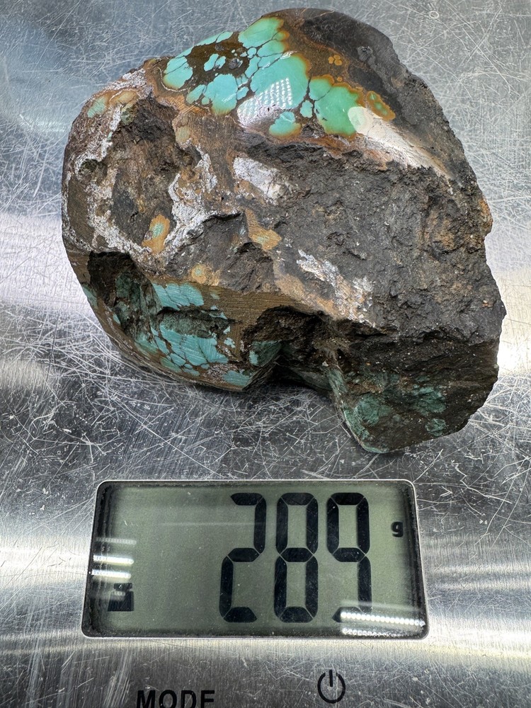 Hubei turquoise stabilized great color and pattern very hard material