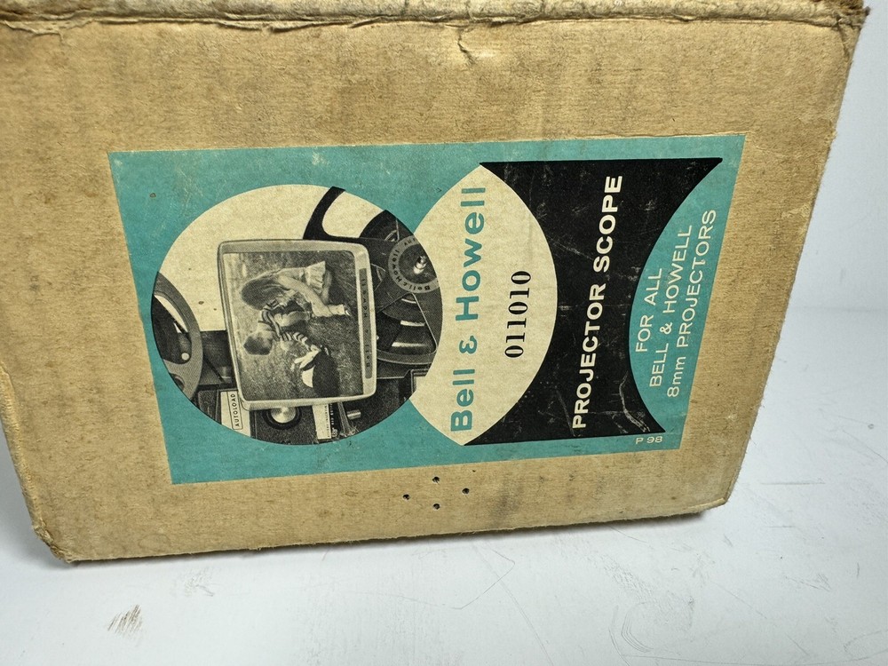 Vintage Bell & Howell 8mm Projector Scope 011010 Viewer (92)