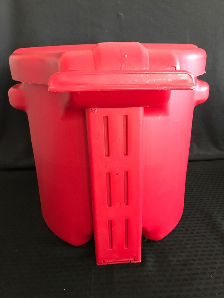 EAGLE HDPE 10-Gallon Combustible Waste Container Hands-Free Self-Close 945BIO