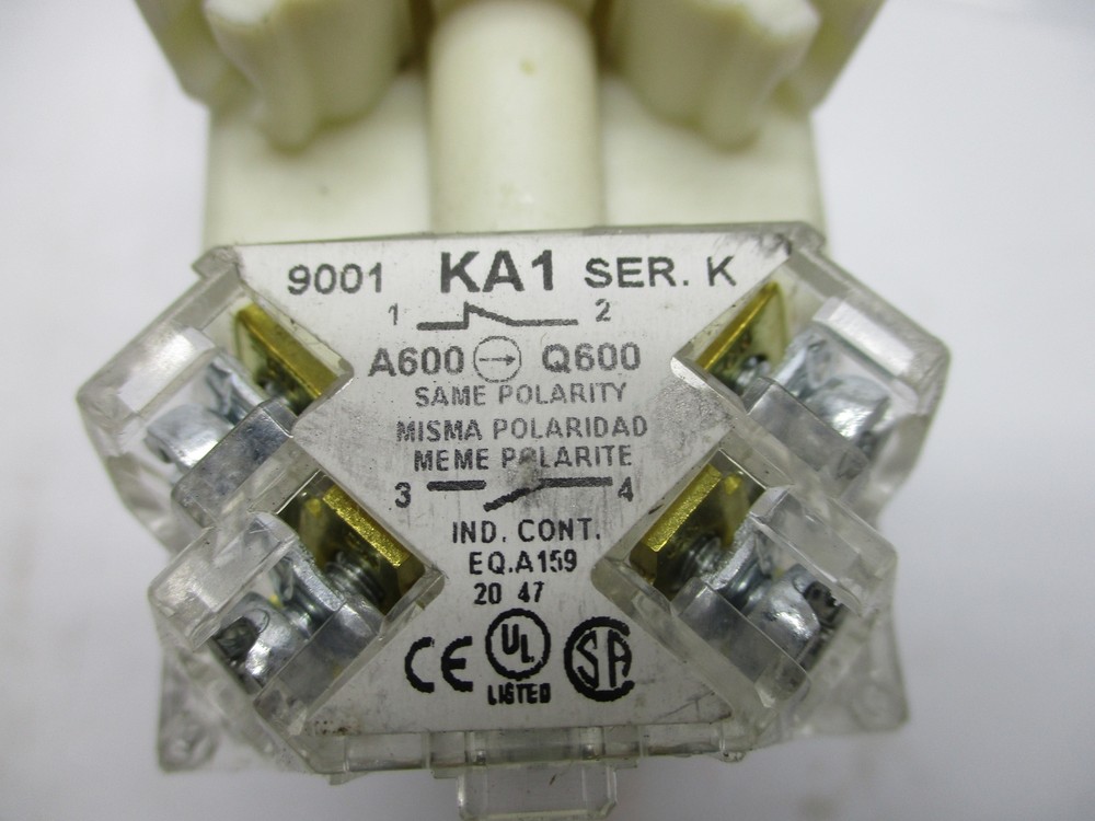 SQUARE D 9001KM1 SER.K PUSHBUTTON RED NSNP