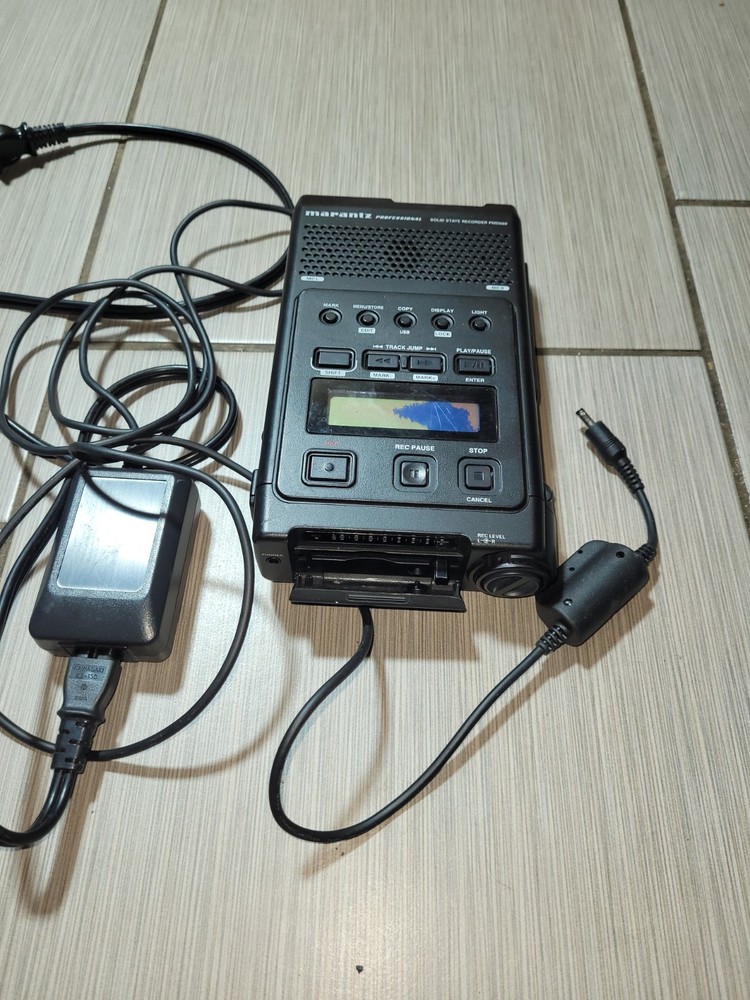 Marantz PMD660 Professional Solid State Recorder power on untested parts/repair