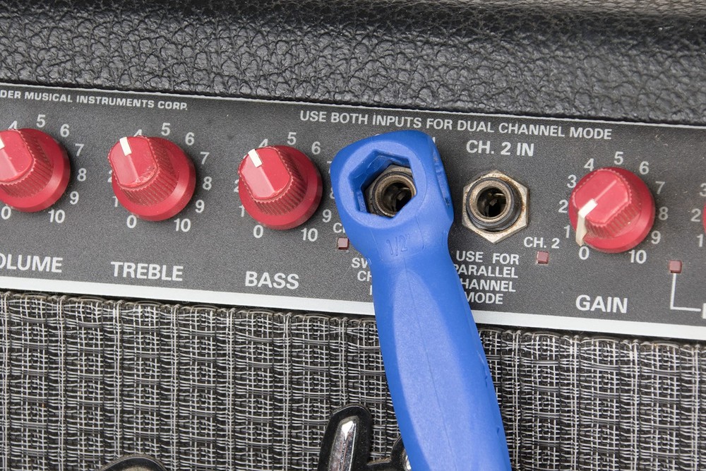 The Octopus 8 ’N 1 Tech Tool (MN227)