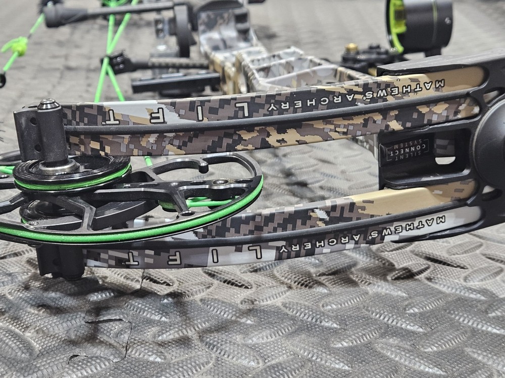 Mathews Lift 33 Optifade RH