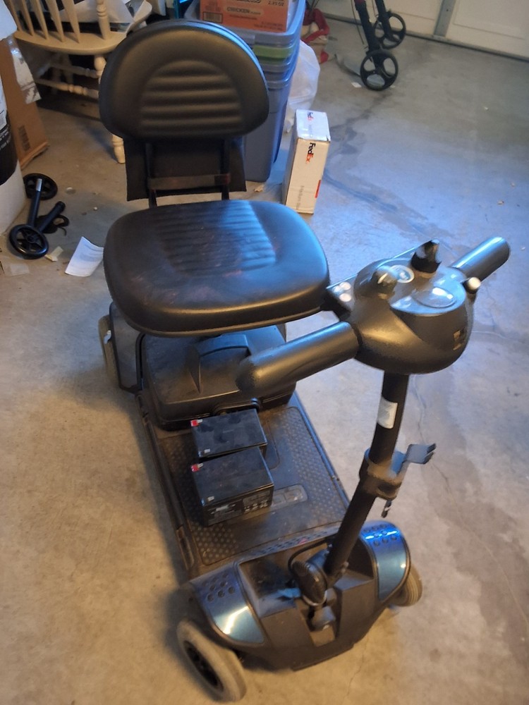 Used Lightweight Folding 4-wheel Mobility Scooter