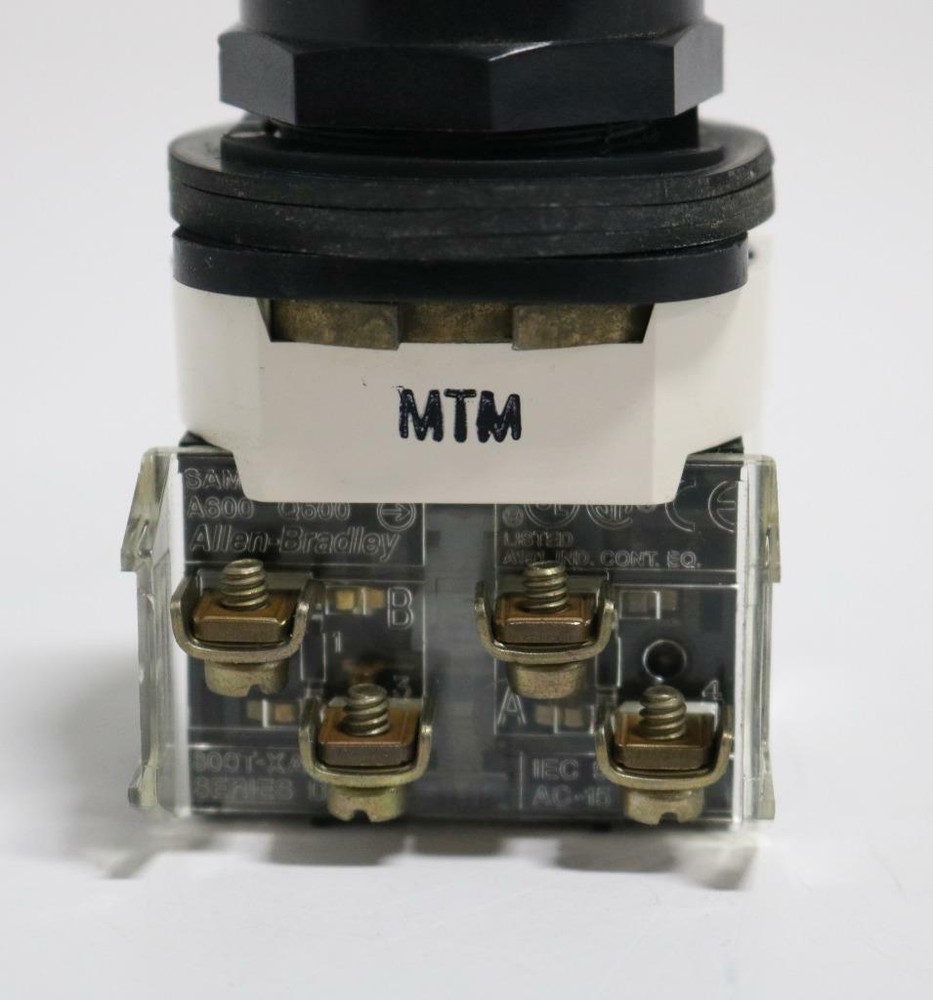 Allen-Bradley 800H-HR2 2 Position Selector