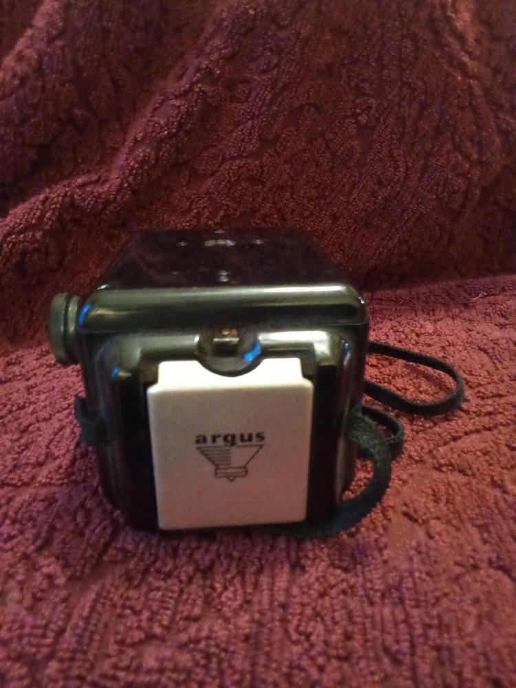 Vintage Argus Argoflex 75 Camera with Strap UNTESTED