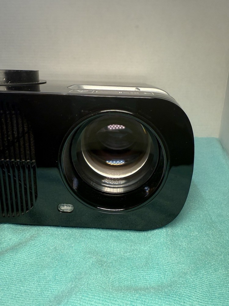 iRULU BL20 Portable Mini LED Projector - Black