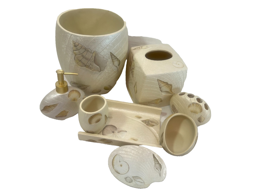 CROSCILL Beachcomber Shells Bath Accessory Set