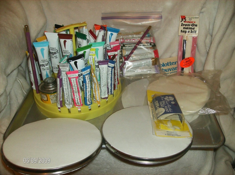 7 PC BOTTLE 3D CRYSTAL LACQUER & 6 3D CRYSTAL LACQUER COLORS #2