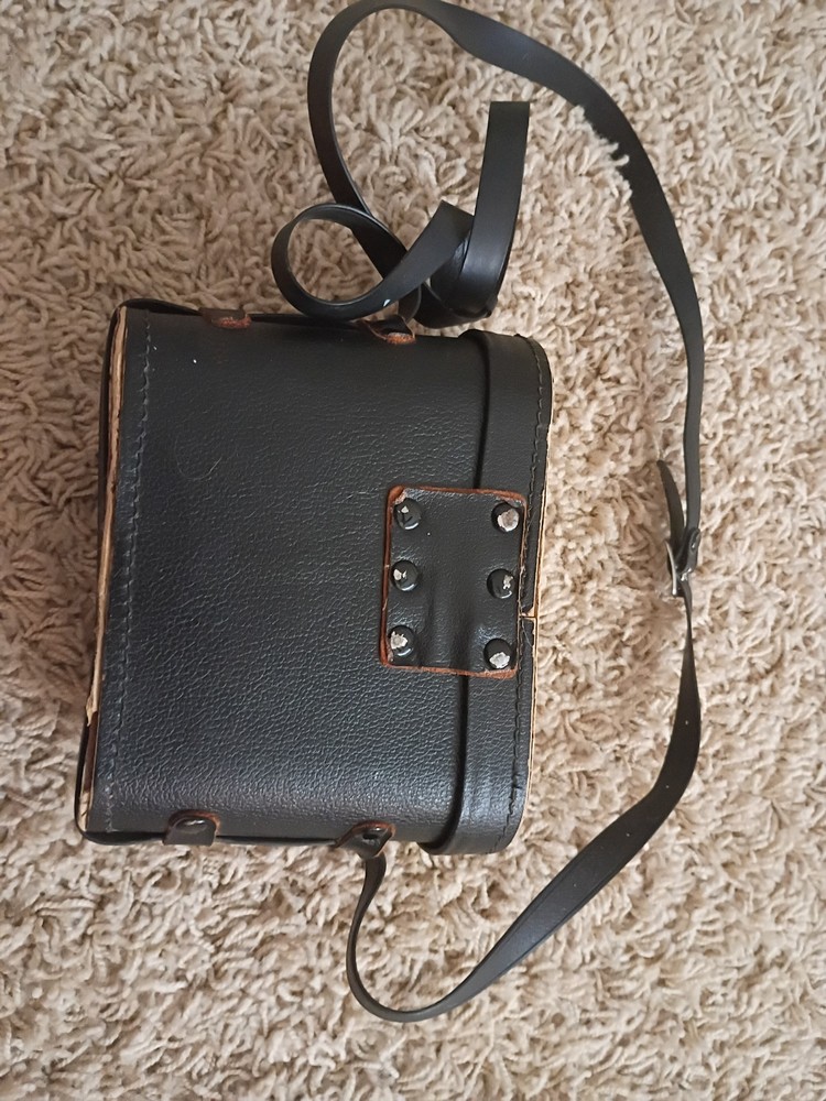 sans & streiffe binoculars with case vintage good condition