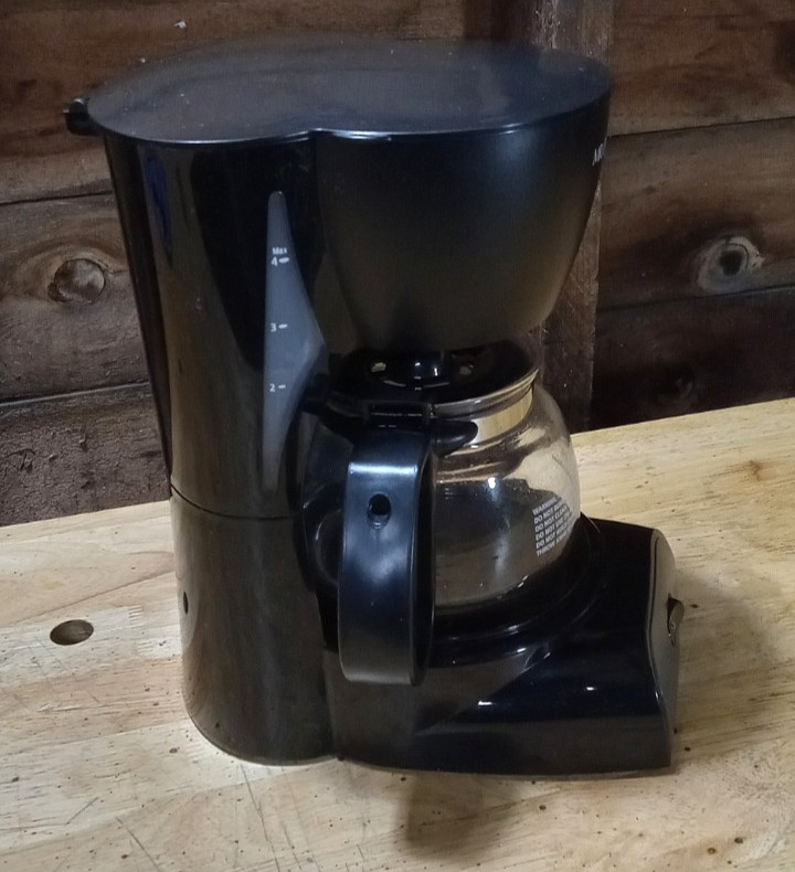 Mr Coffee Switch 4 Cup Drip Coffee Maker Brewer Model #DR5 - Black