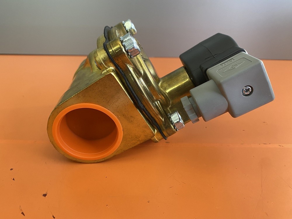 Parker 73218BN75N00 Pressure Vassel Fluid Control Valve 110/120V 50/60Hz