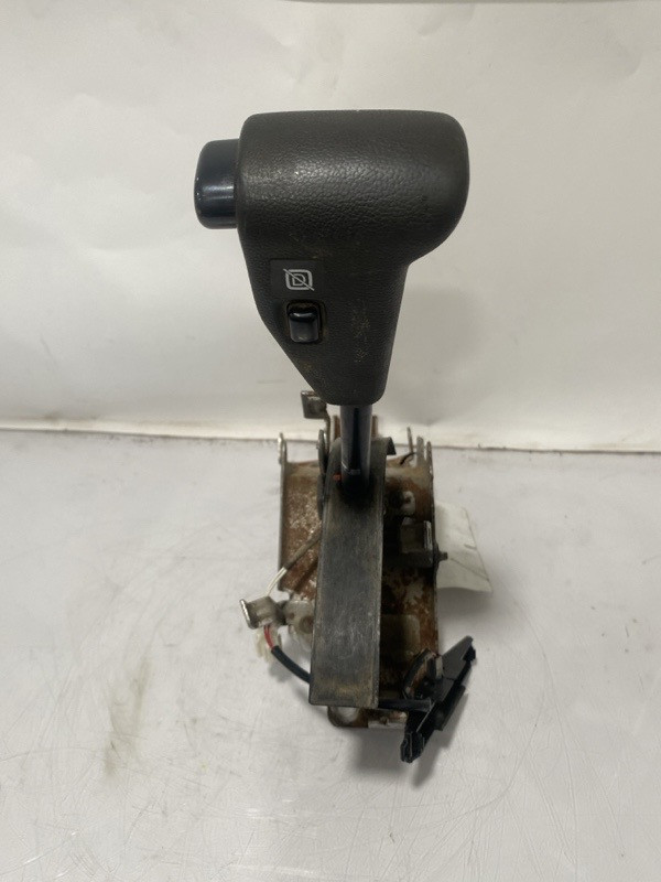 2016 Isuzu NPR Trans. Electronic Shift Control (678-10241)