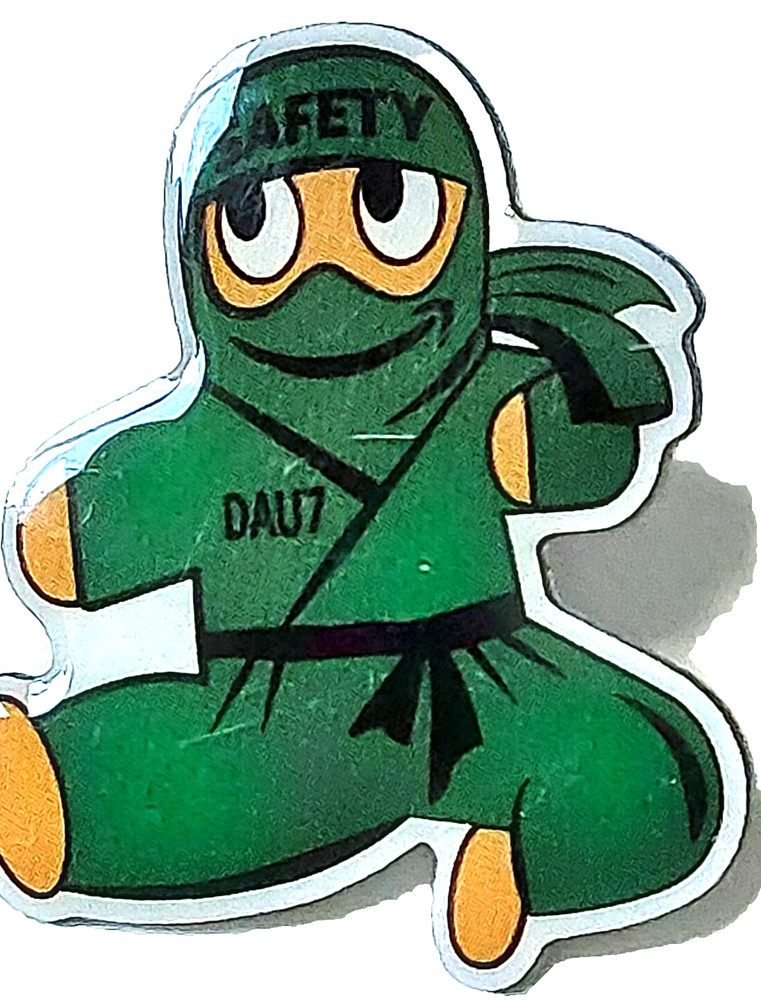 Amazon Peccy "Safety" "Dau7" Ninja Lapel Pin