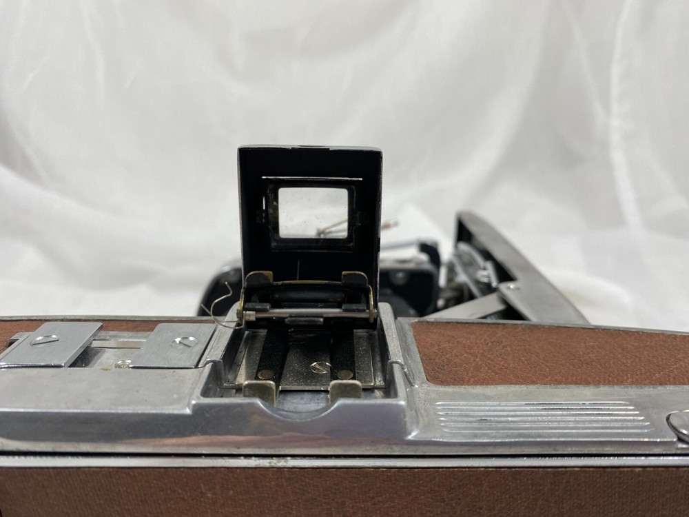 POLAROID LAND CAMERA MODEL 95 WITH FLASH #200, UNTESTED