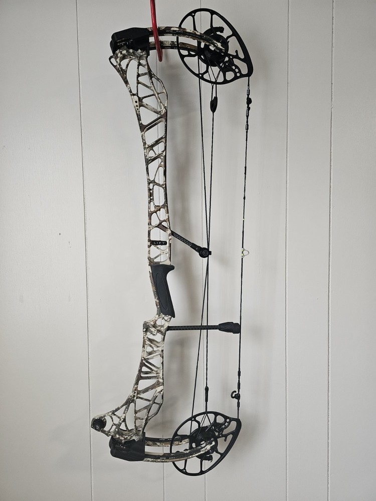 Mathews Lift X 33 Compound Bow