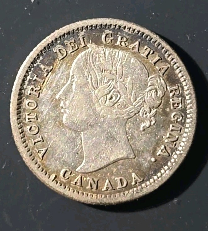 1870 (narrow zero) Canada 10 cent silver - Solid VF stk#K986