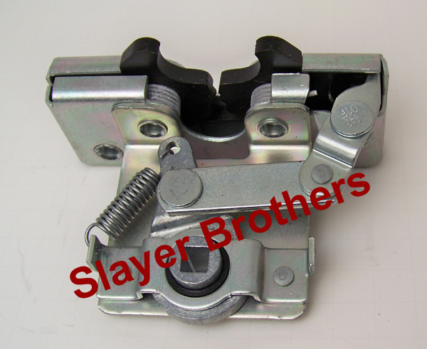 Backhoe & Dozer Door Latch - CASE R55000