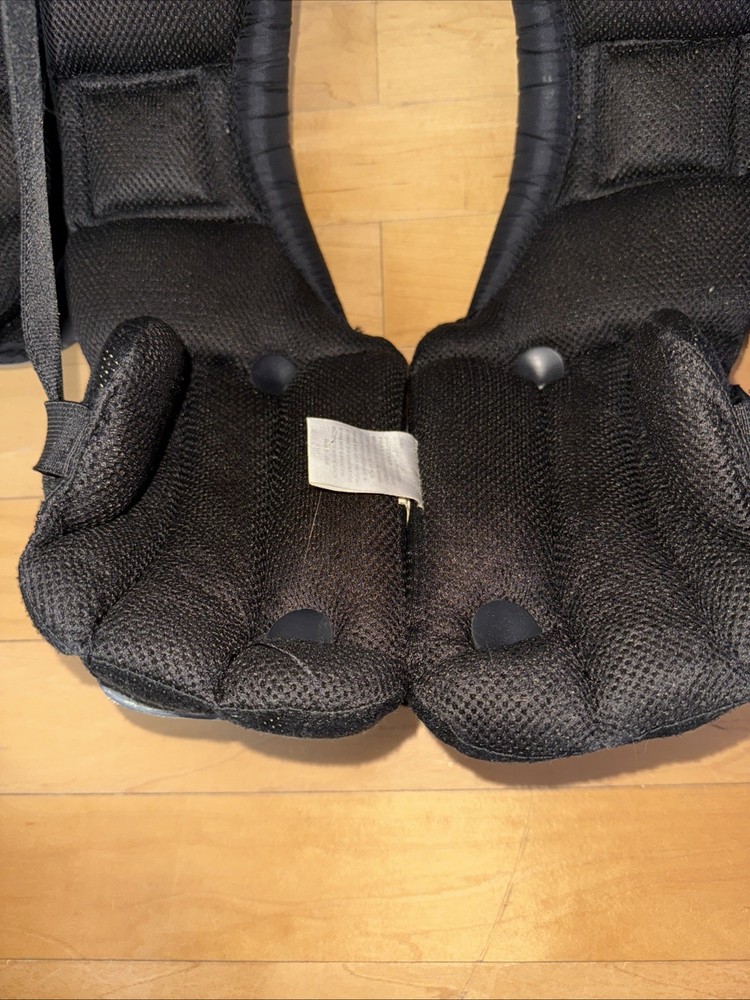 Schutt Mid Flex Size Small Shoulder Pad (80015)