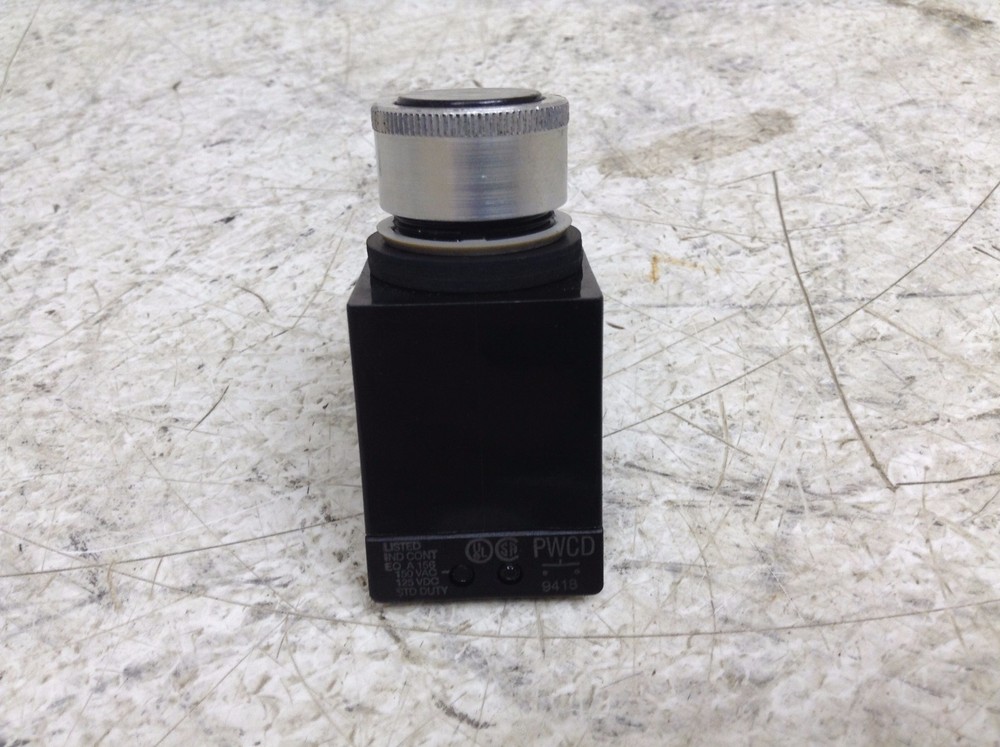 Honeywell MicroSwitch PWP 12 Black Momentary Push Button PWP12