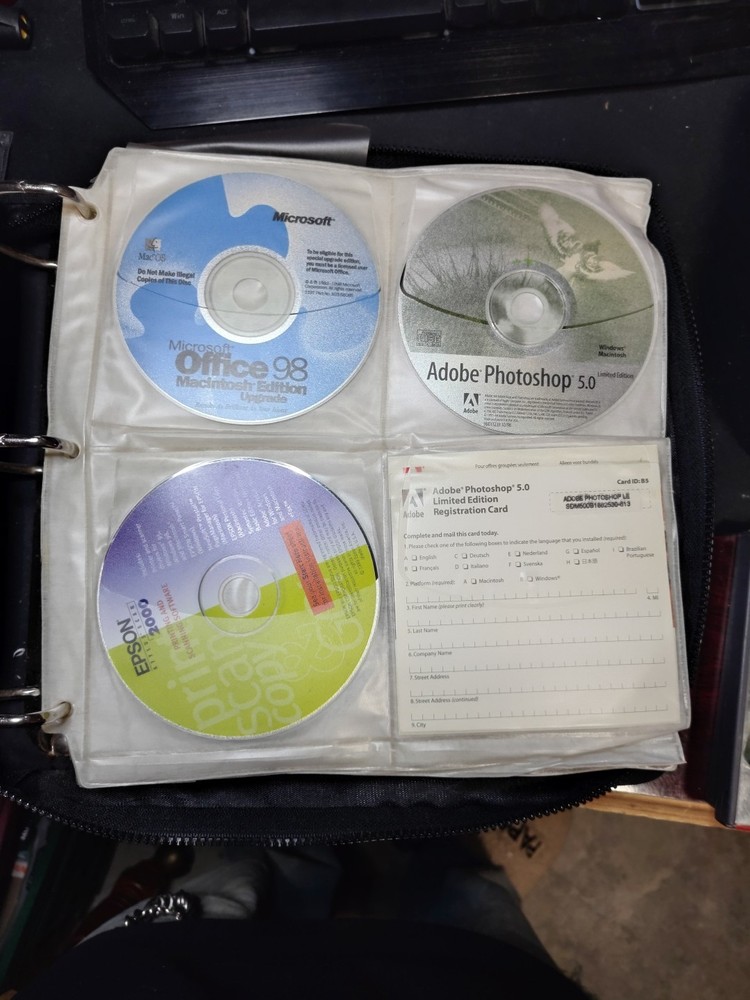 Vintage Apple Macintosh And Microsoft Large CD-Rom Software 90 Discs Lot