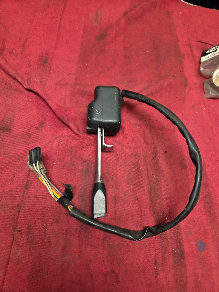 VSM 900, DOT QQC83, TURN SIGNAL HAZARD COLUMN SWITCH WIPERS LIGHT,