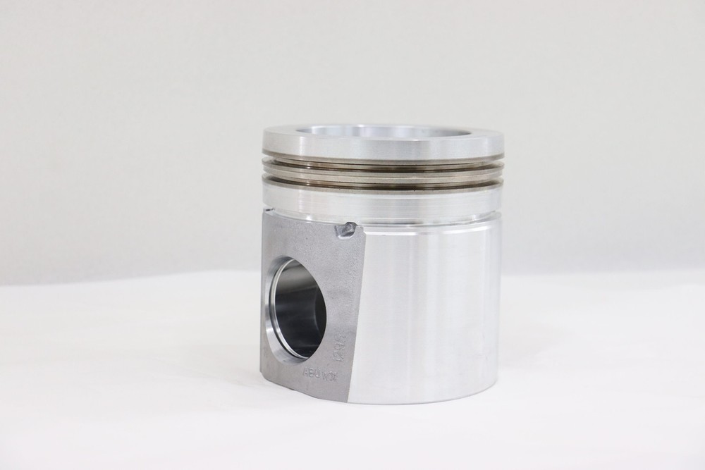 Cummins Engine Piston Kit 4955204