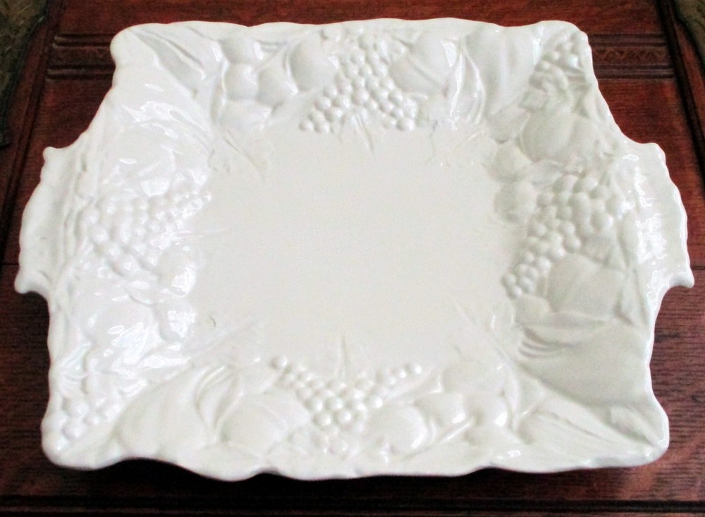 C. Stringa Nove Italy Ceramic Platter Tray Embossed Fruit & Grape Pattern 17"