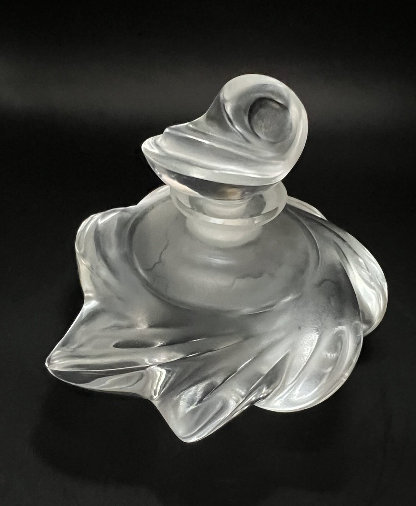 Lalique Crystal Perfume Bottle Samoa MINT! Shell Design Gorgeous