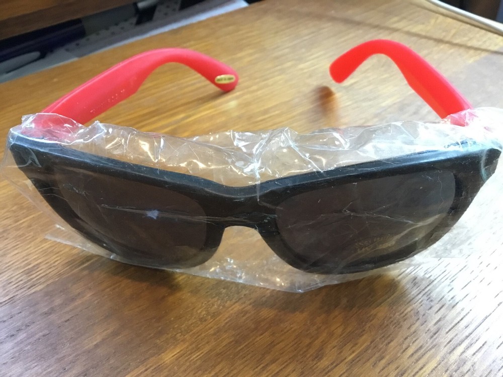 BLACKBERRY ELECTRONICS PHONE ADVERTISING PLASTIC SUNGLASSES