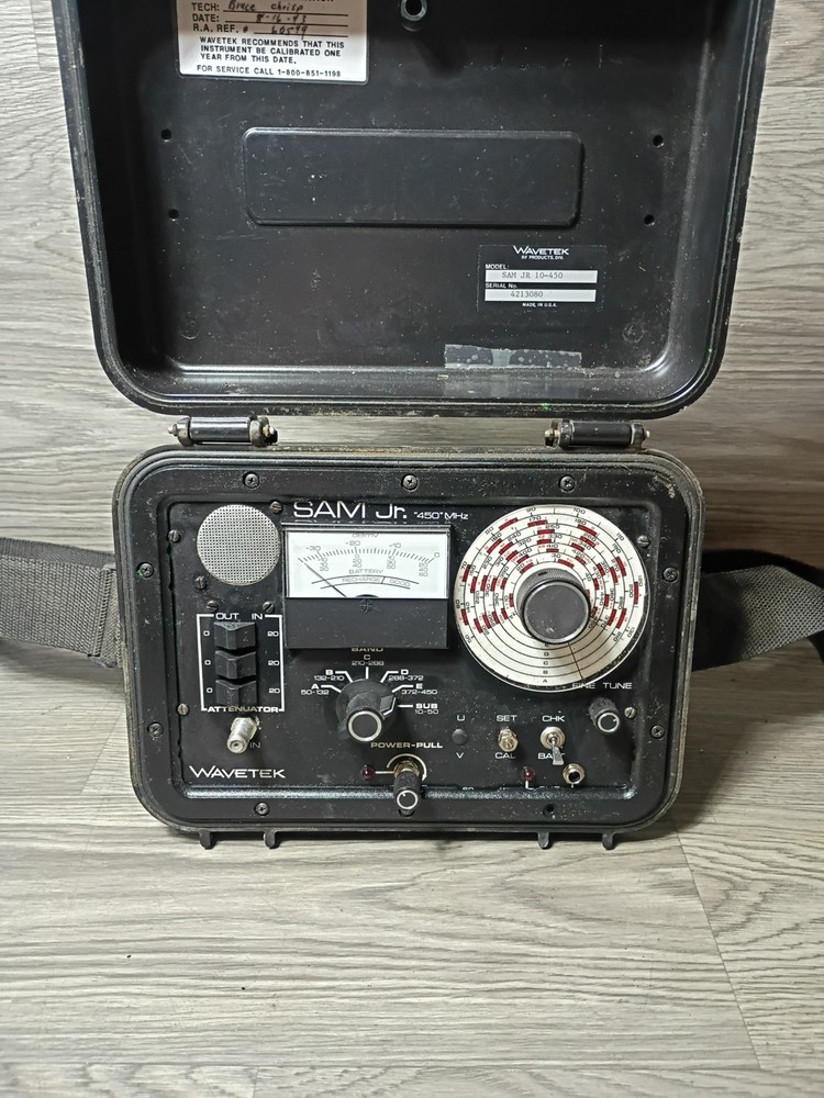 Wavetek SAM I 450MHz Signal Analysis Meter w/Case