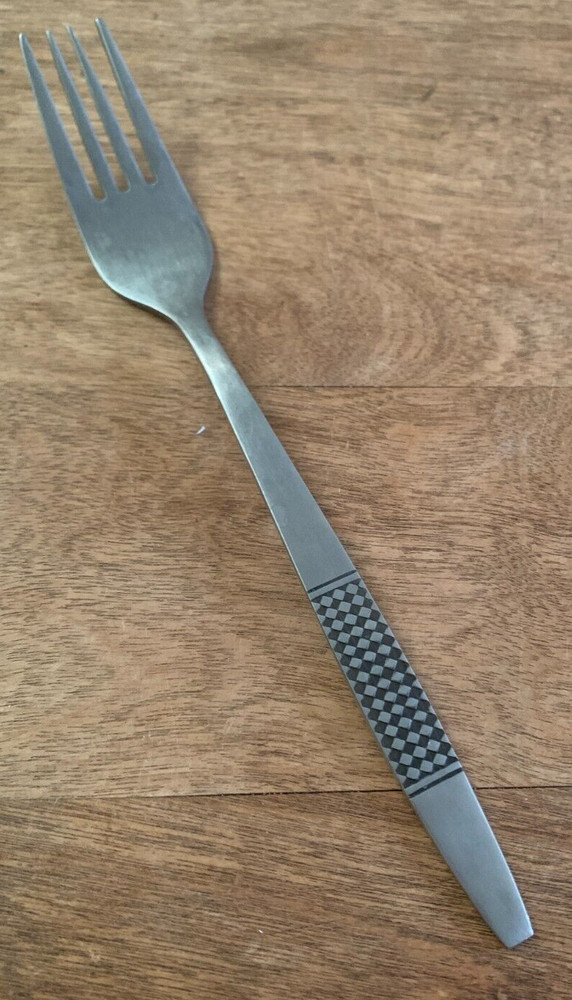 1 Dinner Fork 7 1/2" UNF116 Stainless S211 China Satin Black Textured Handle