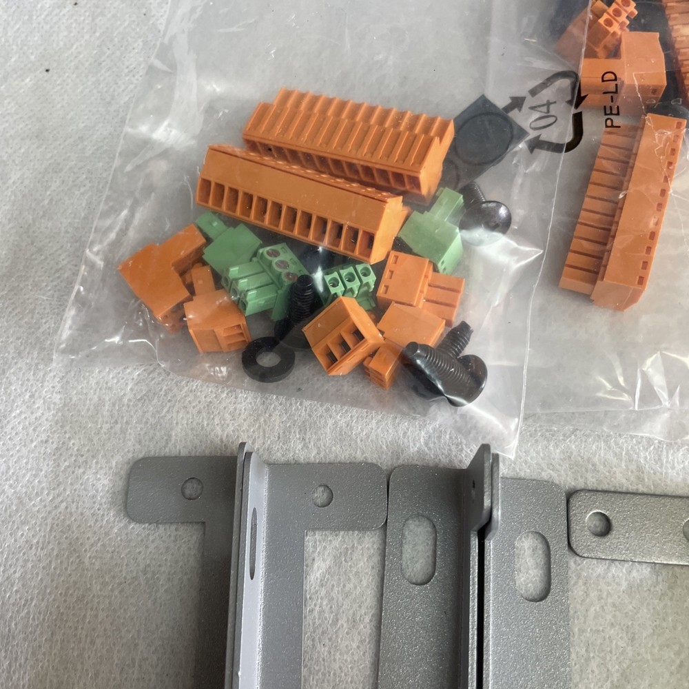 BSS Rack Ears and Connectors