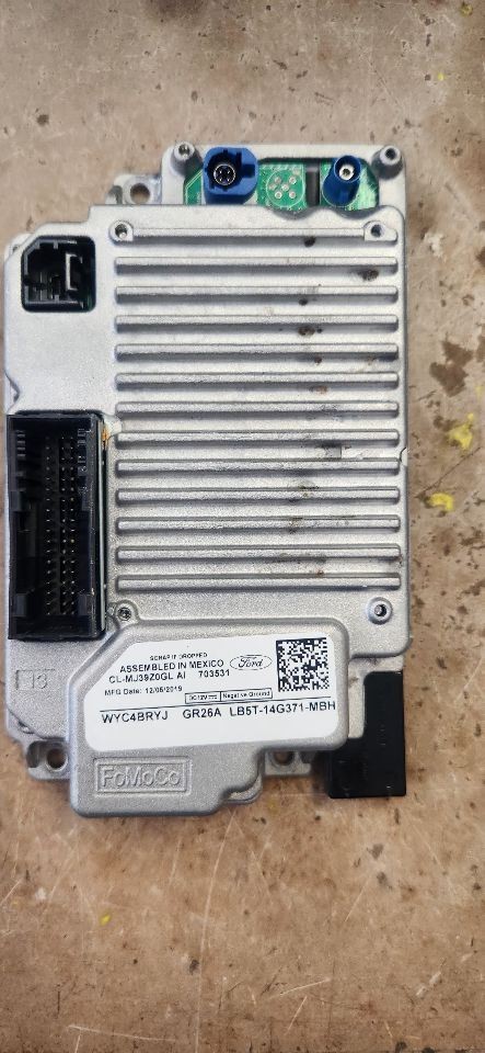 EXPLORER 2020 Chassis ECM 1271240