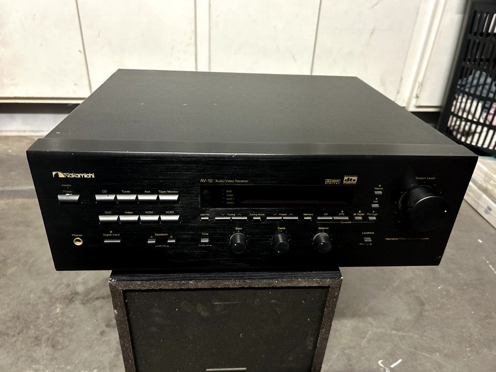 Nakamichi AV-10 Audio/Video Receiver