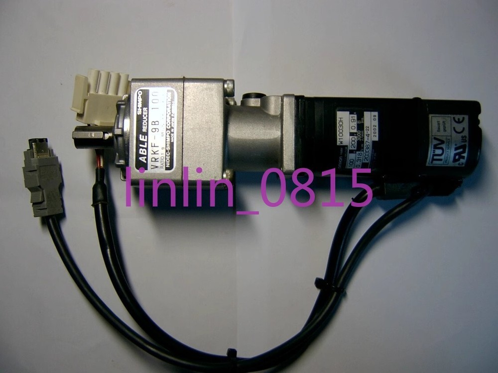 1Pcs Used OMRON servo motor W10030H