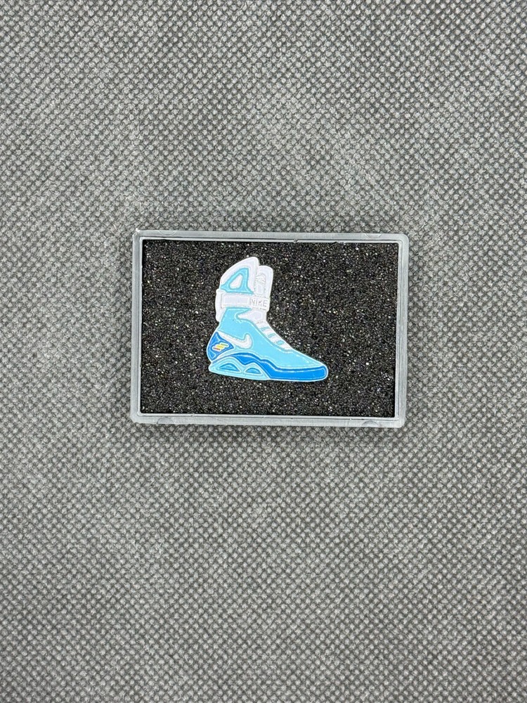 NIKE / AIR JORDAN LAPEL PINS (YOU PICK)