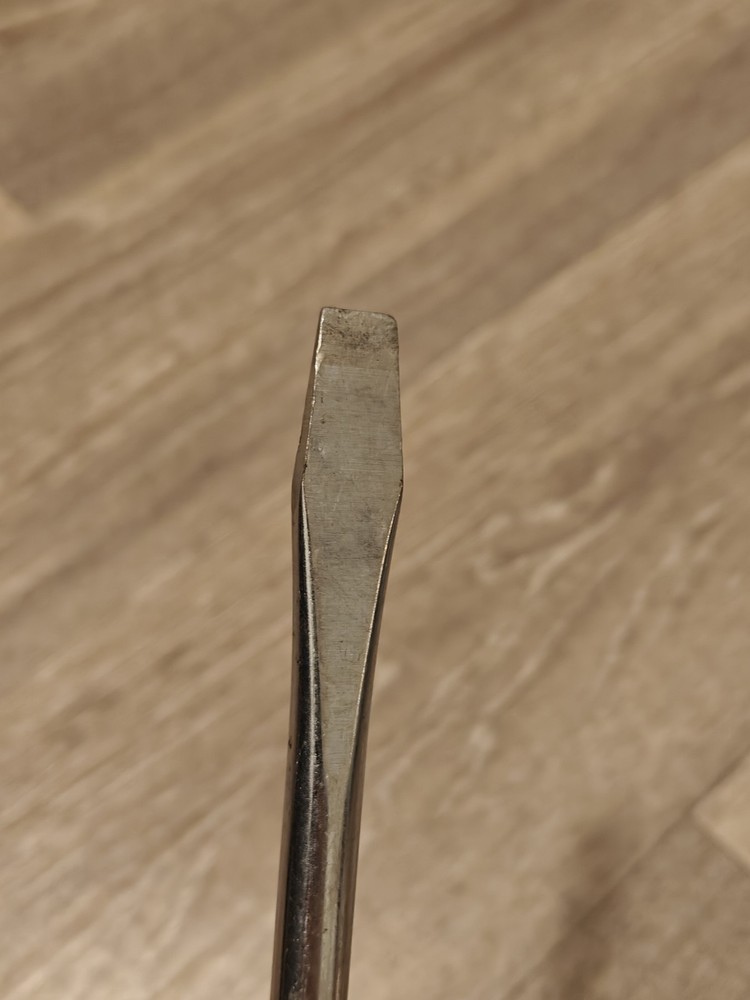 Snap On Tools USA Blue Hard Handle 3/8" Flat Screwdriver SDD8