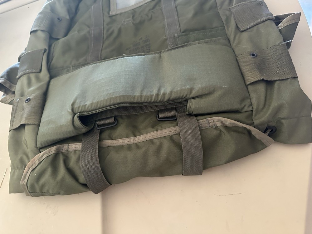 VTG 1977 Combat Field Pack Olive Drab Nylon Backpack Medium No Frame/ Straps