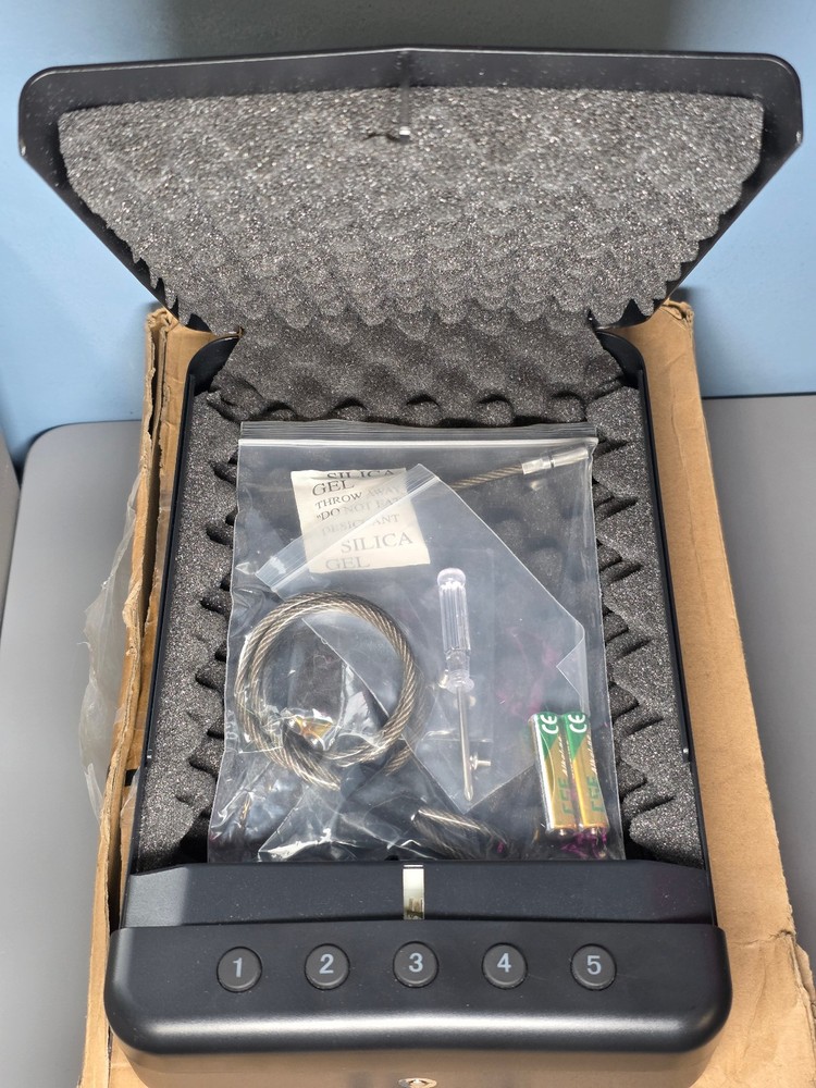 Holewor Small Pistol-Handgun Lock Box -Passcode or Key -Read Ad