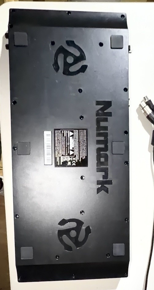 Numark NS4FX 4-Deck DJ Controller, Built-in Mixer, Serato, PC/Mac, Black