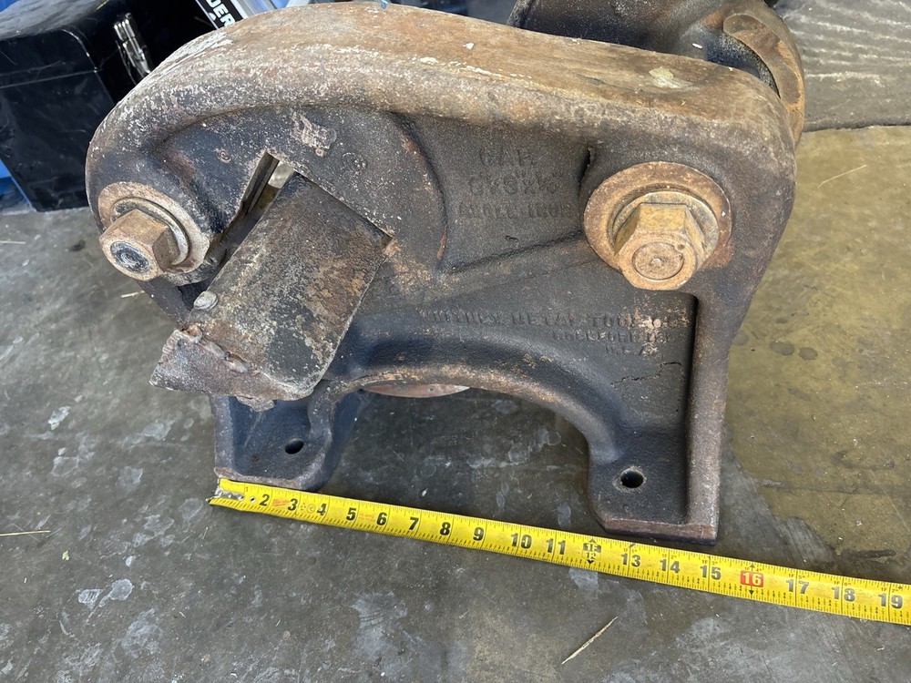 WHITNEY MANUAL ANGLE IRON SHEAR 3" x 3" (1/4" Capacity)