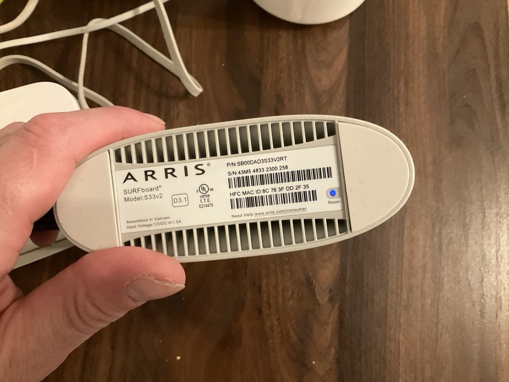 ARRIS Surfboard S33 V2 DOCSIS 3.1