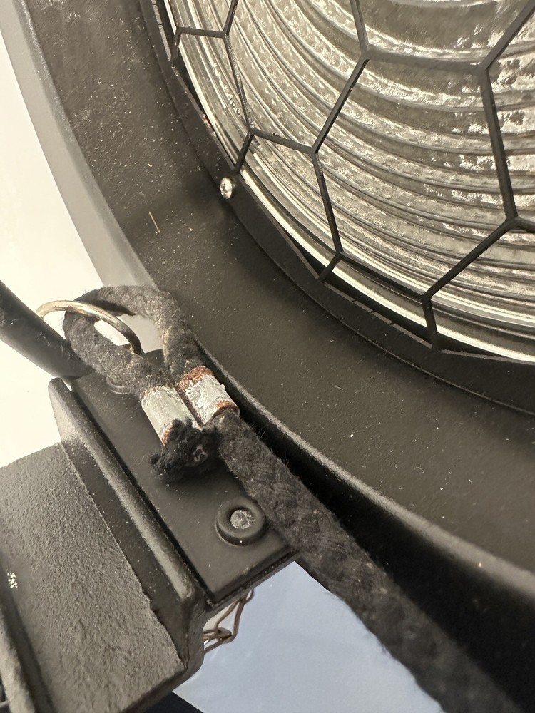 400W Studio Junior LED - Mole Richardson- AS-IS, Needs Repair)