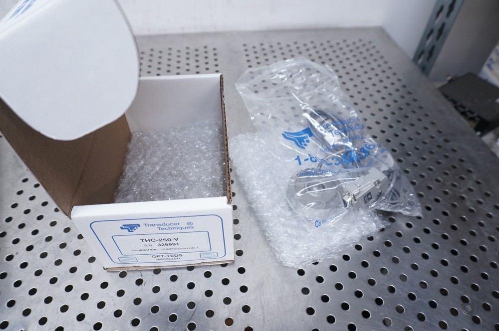 Transducer Techniques THC-250-V Thru-Hole Donut compression Load Cell 250lbf