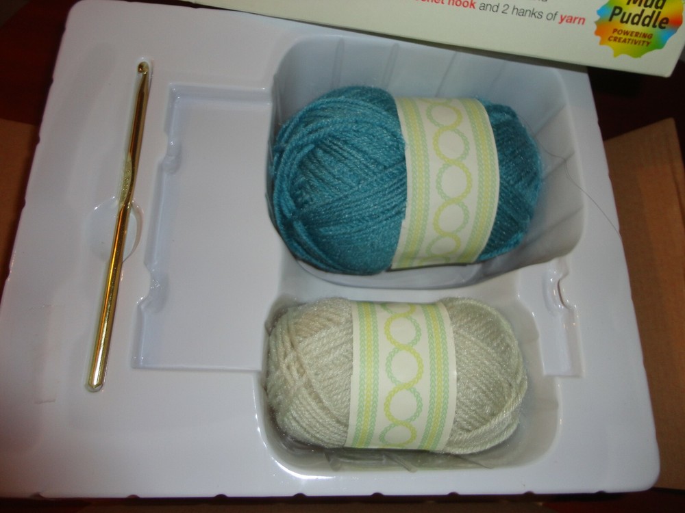 MUD PUDDLE Powering Creativity Craft Crochet Book & Kit Projects for Everyone