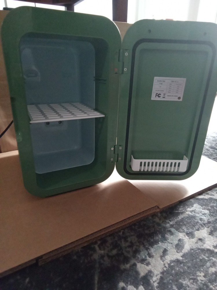 NXONE Mini Fridge for Makeup, Skincare or Small Drinks